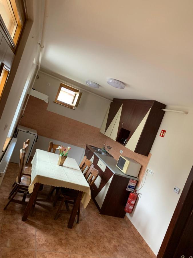 Zsuzsa Apartman Hajdúszoboszló Exterior foto